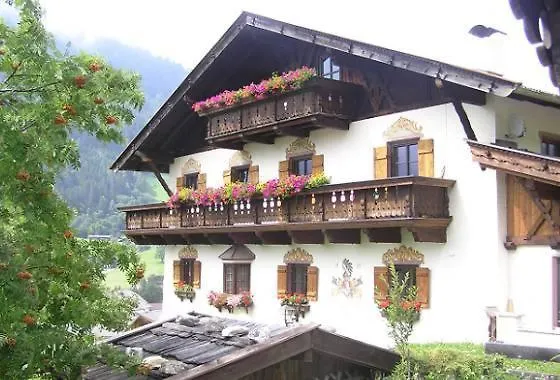 Fleckhof בית הארחה