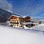 Fleckhof Konukevi 3*